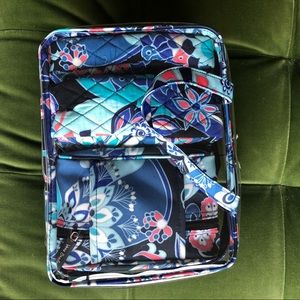 Vera Bradley 4 piece cosmetic organizer